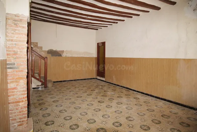 REF. 1861_CASA PARA REFORMAR EN EL CENTRO DE OROPESA DEL MAR - foto 3