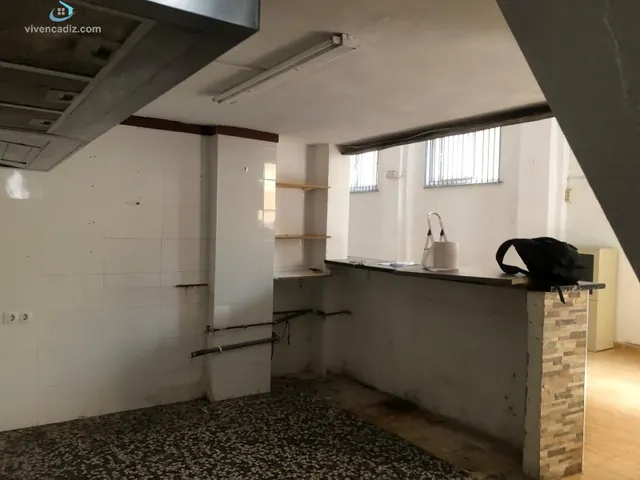 Local en venta con posibilidad de convertir a vivienda. — 3