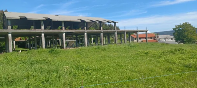 EDIFICIO - RESIDENCIA EN CONSTRUCCIÓN - foto 2