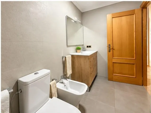 Apartamento de 2 dormitorios en venta en La Mata, Torrevieja, a pocos pasos de la playa — 33
