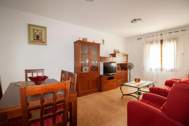 Piso muy luminoso de 3 habitaciones - foto 3