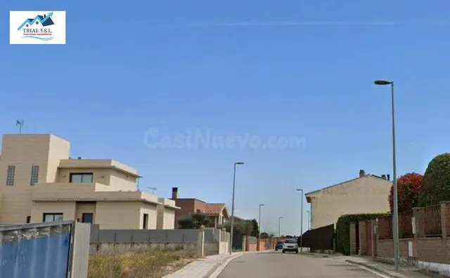 Venta de casa unifamiliar en Bell-lloc d'Urgell - Lleida — 2