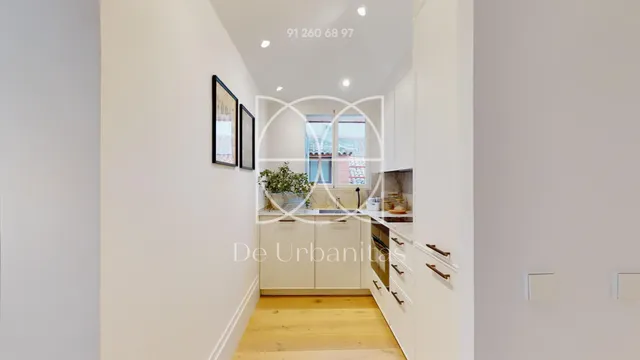 Piso 2 habitaciones 122m² en venta - Cortes — 7