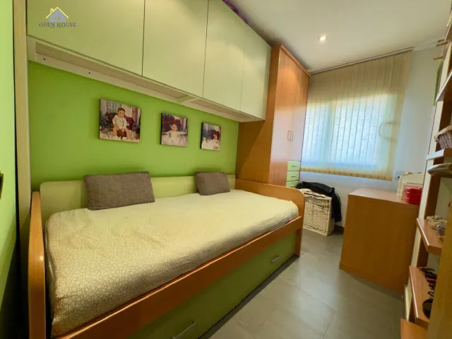 Bonito piso en venta en la Seu d'Urgell, edificio moderno con Box individual para dos coches. — 15