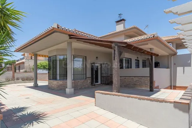Espectacular casa en Nueva Otura — 2