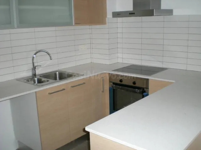 PISO DE OBRA NUEVA EN VENTA - foto 3