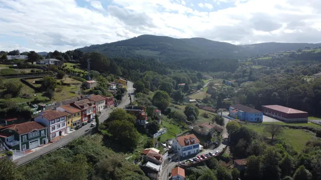 OPORTUNIDAD PARA PROMOTORES, CONSTRUCTORES E INVERSORES EN CUDILLERO — 44