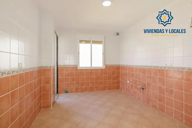 ¡Casa pareada con patio privado en Cijuela! Granada - foto 4