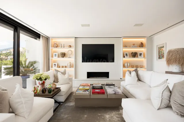 Chalet 4 habitaciones 368m² en venta - Marbella — 3