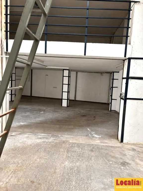 Dos locales contiguos por un único precio, Santoña. — 8