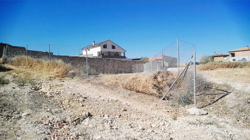 PARCELA URBANA EN MONDEJAR