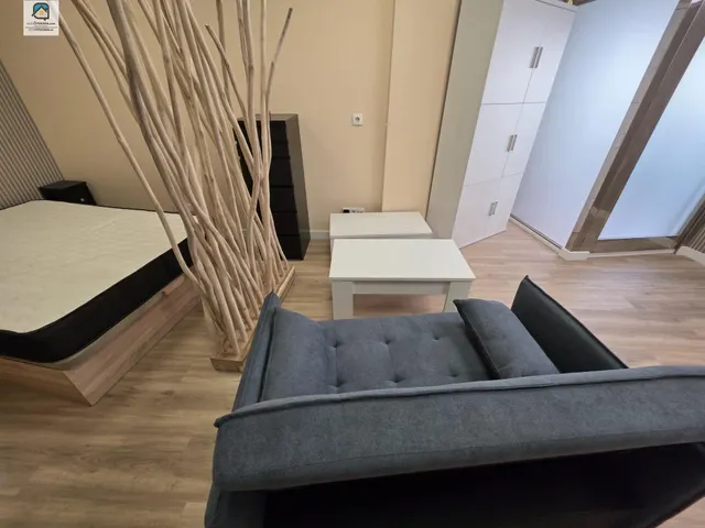 Local estudio nuevo planta calle — 13