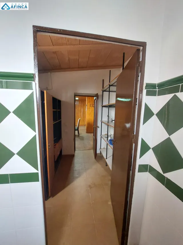 Bodega a la venta de 800 metros cuadrados — 43