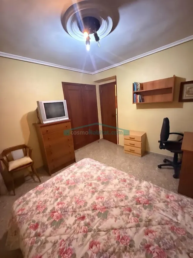 Amplio piso de 127 m2 con trastero en Santa Rosa, Alcoy — 18