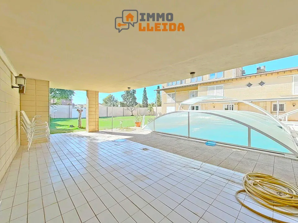 Fabuloso chalet de estilo moderno en Tárrega