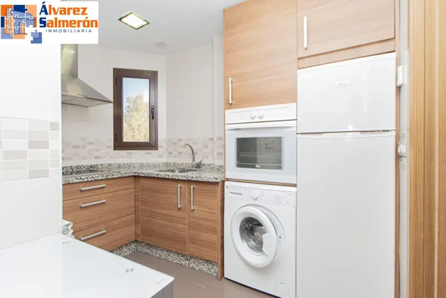 Ático a la venta en La Zubia ¡en rentabilidad! — 10