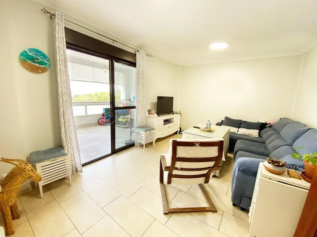 Piso con terraza acristalada y vistas espectaculares en call