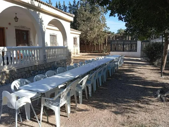 ALQUILER DE CHALET INDEPENDIENTE CON PISCINA Y PARCELA DE 2. - foto 4