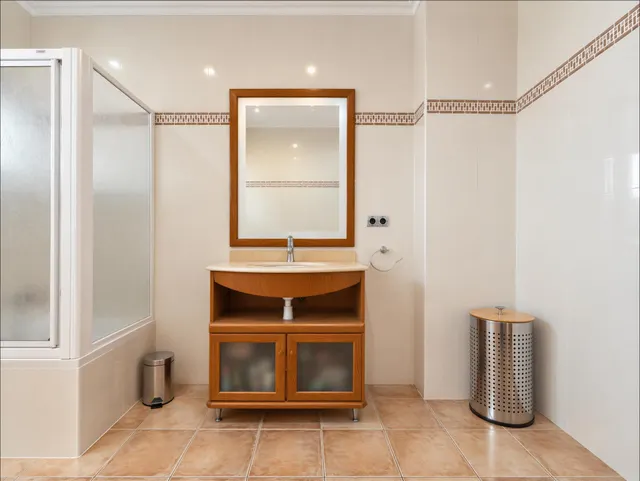 ESPECTACULAR CASA A LA VENTA EN ALBALAT DELS SORELLS — 24