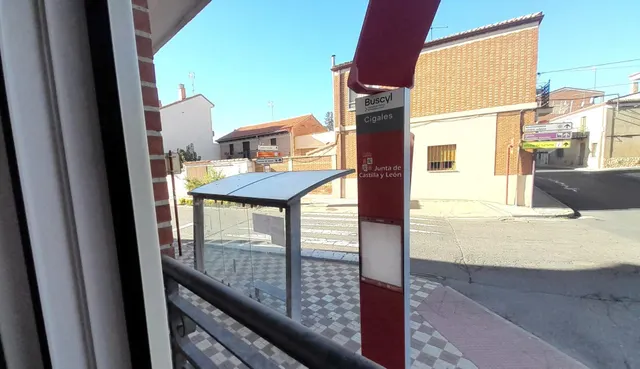 PISO EN VENTA DE TRES habitaciones EN CIGALES — 5