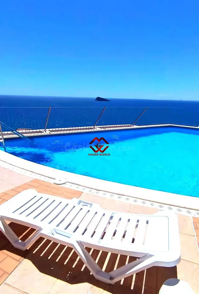 Ático con solárium privado y jacuzzi con vistas al mar en Be - foto 2
