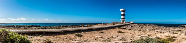 Planta baja con piscina privada de obra nueva. — 16