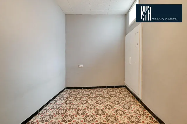 Casa 4 habitaciones 263m² en venta - Centre — 25