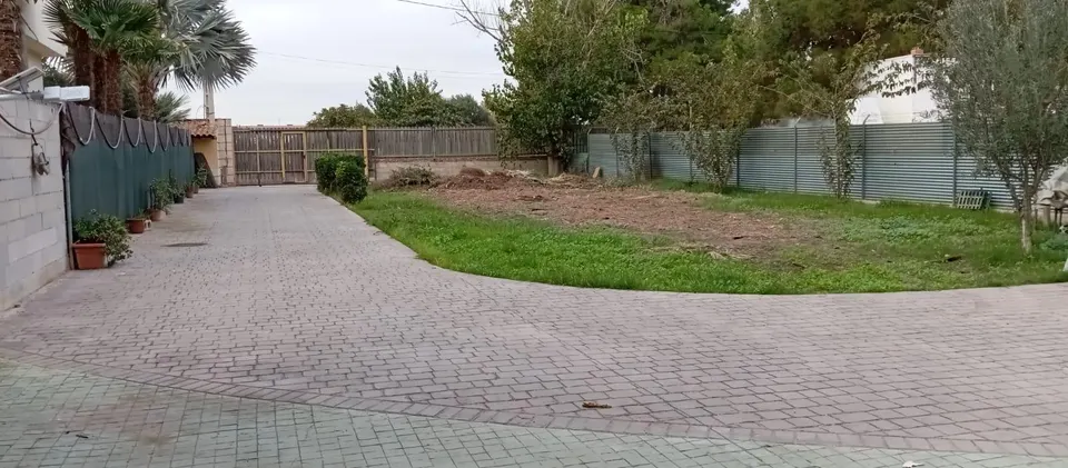 CASA DE MADERA CON TERRENO EN LA HUERTA 616652603