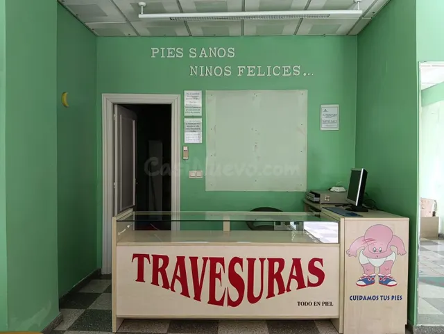 Local comercial en Maracena - foto 2
