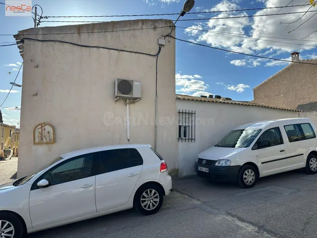 A LA VENTA VIVIENDA UNIFAMILIAR ADOSADA - foto 2