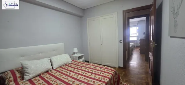 AMPLITUD Y CONFORT EN CUATRO CAMINOS · CALLE JOSÉ HIERRO · GARAJE Y TRASTERO — 15