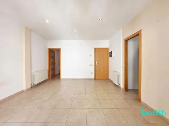 Bonito piso con patio en bonita calle centro Sitges — 15
