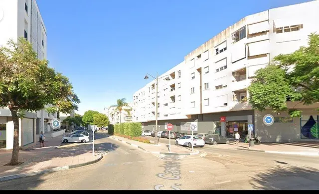 Gran Local Comercial Centro Estepona (Av Carlos Cano/ Huerta - foto 4