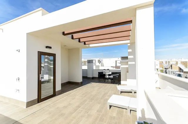 Chalet de 3 dormitorios con piscina privada llave en mano en Playa Honda(La Manga). — 34