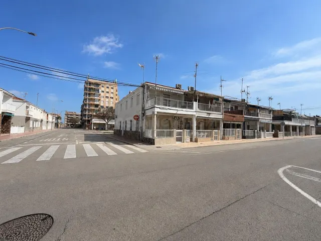 Segunda linea en Santa Pola — 3