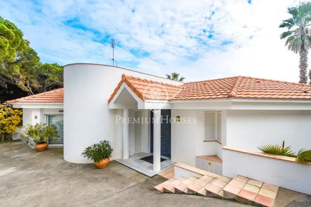 Villa con espectaculares vistas al mar en Lloret de Mar — 11