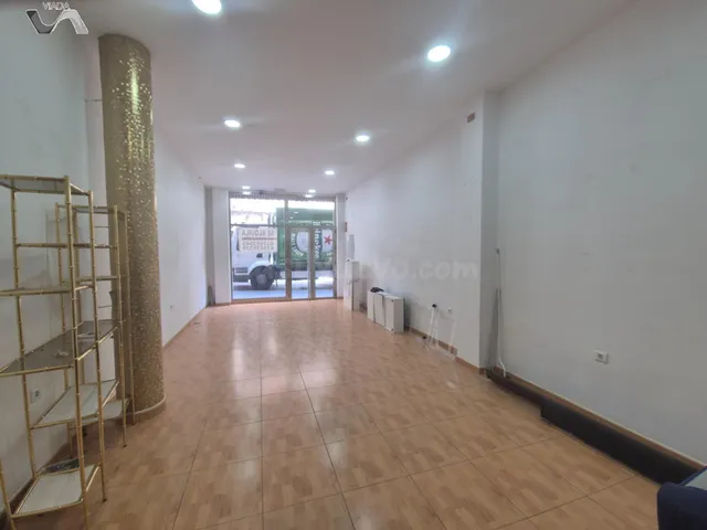 Local comercial en alquiler - CENTRO - foto 4