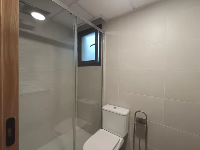 Luminoso piso de 3 dormitorios con terraza y piscina — 16