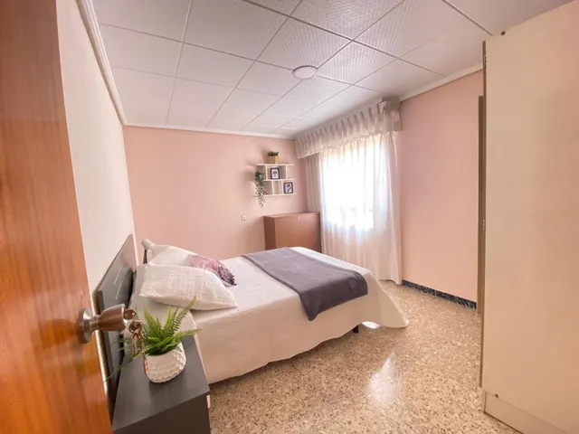 PISO EN TOSCAR PARA ENTRAR A VIVIR CON 4 habitaciones Y ASCE - foto 4
