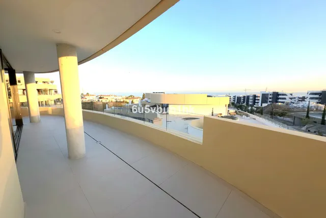 Apartamento 3 habitaciones 114m² en venta - Centro — 24
