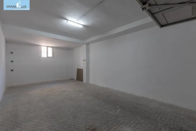 ¡exclusivo apartamento en primera linea de playa con reforma integral de alta gama! — 38