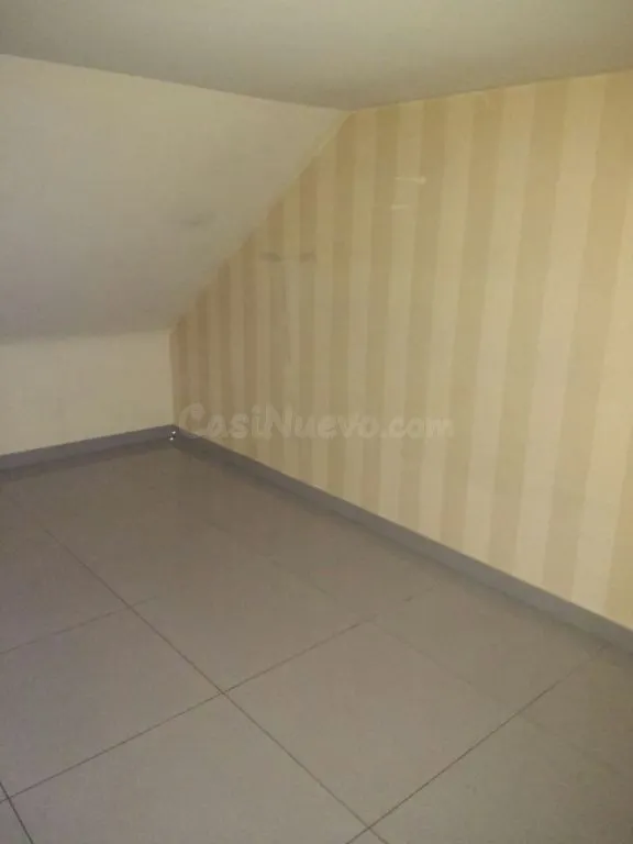 Local Comercial de 50m - foto 2