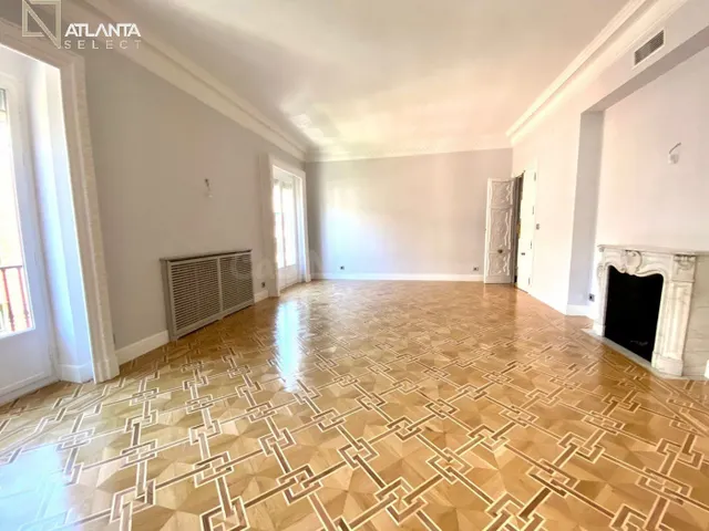 MARAVILLOSO PISO EN BARRIO SALAMANCA - foto 3