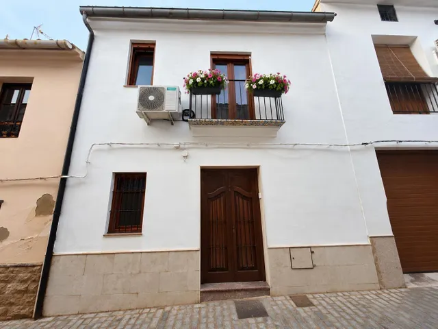 CASA DE PUEBLO TOTALMENTE REFORMADA EN EL CASCO HISTÓRICO DE SAGUNTO. — 10