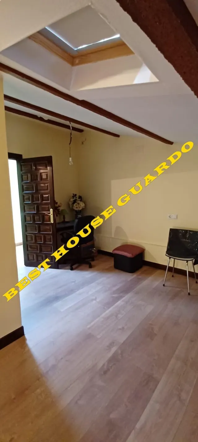 CASA NUEVA EN GUARDO — 9