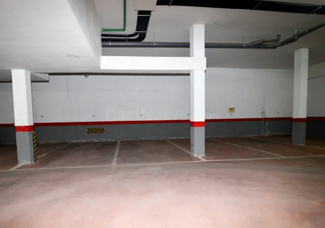 Urbis te ofrece una plaza de parking en Candelario, Salamanc