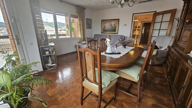 ÁTICO A LA VENTA EN EL CENTRO DE PINEDA DE MAR Y PISCINA COMUNITARIA — 11