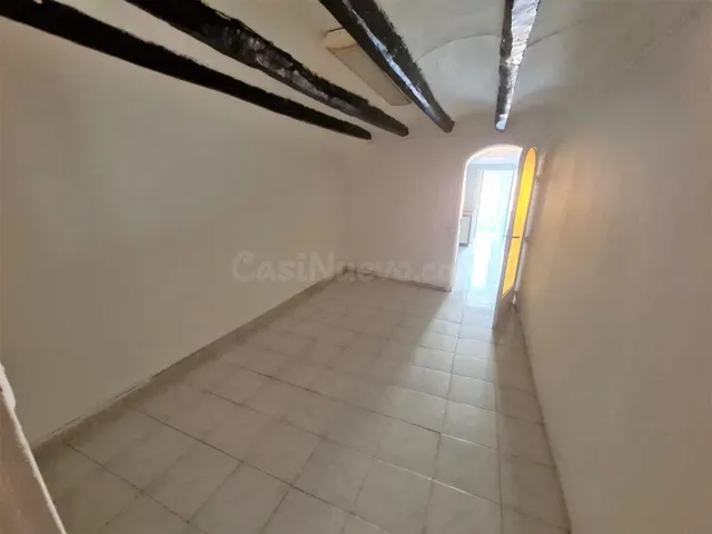 CASA DE PUEBLO EN LA POBLA DE MONTORNES - foto 2