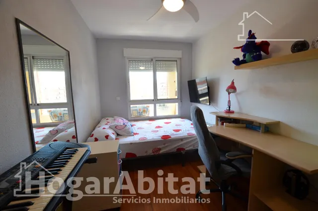 Amplio y exterior con piscina, garaje y trastero — 15