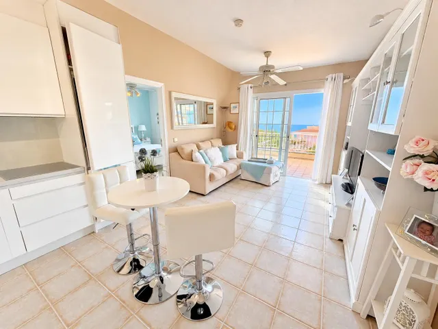 ## Ático de 2 dormitorios con gran terraza, vistas al mar y amplio garaje en La Finca, Chayofa — 21